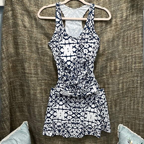 Ladies swimsuit - Picture 1 of 6